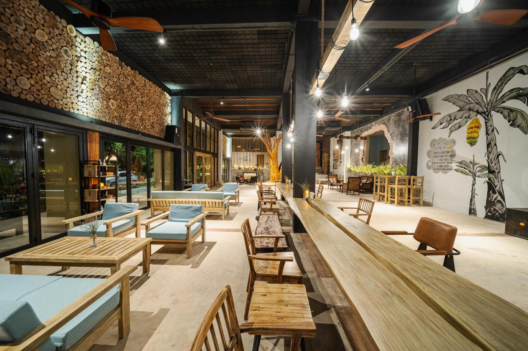 9 Station Hostel&Bar Phú Quốc Exterior foto