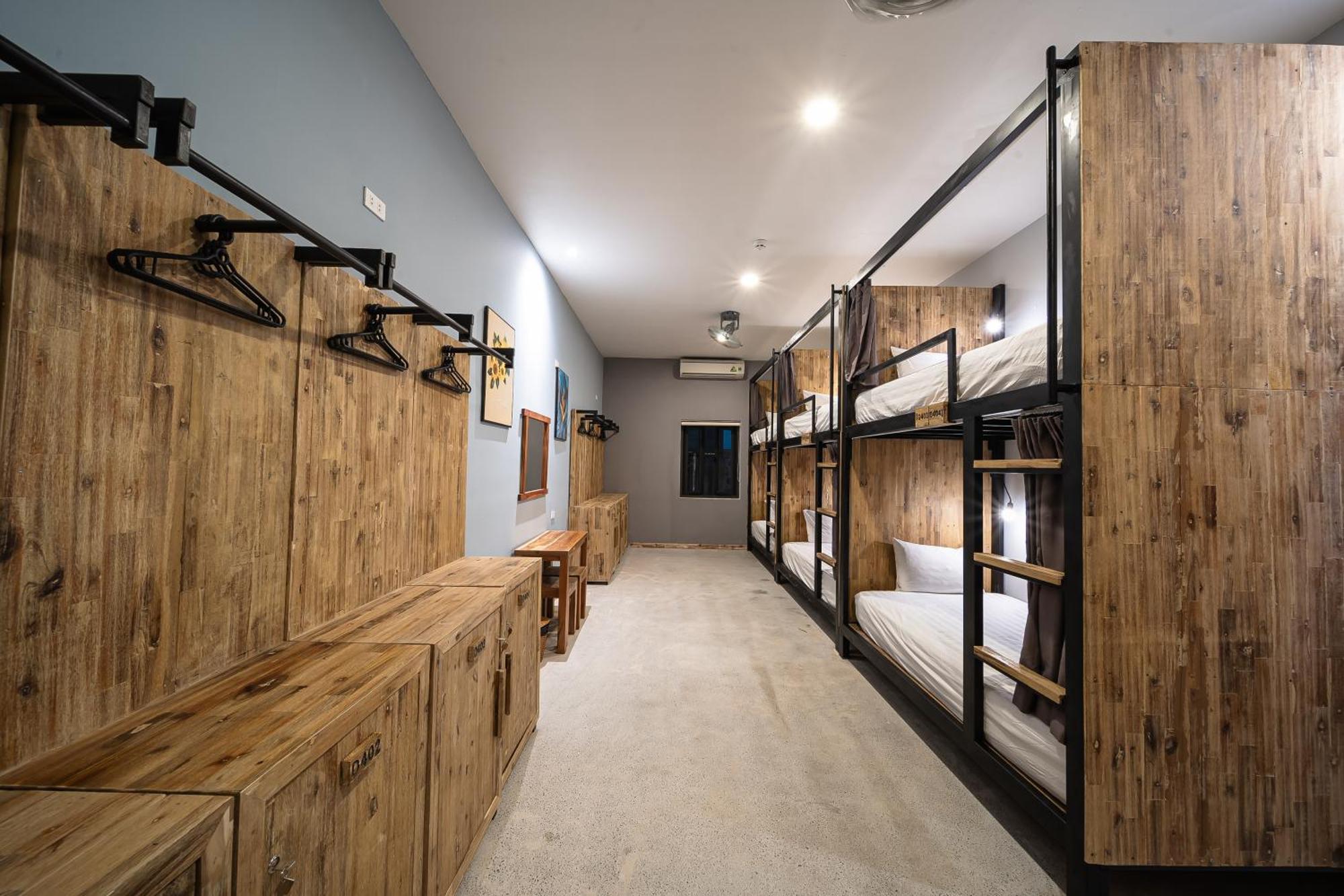 9 Station Hostel&Bar Phú Quốc Exterior foto