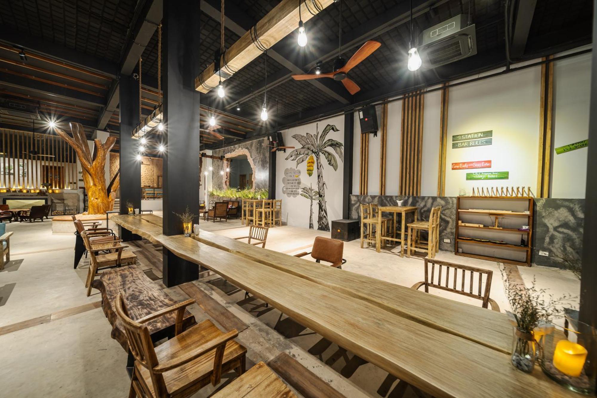 9 Station Hostel&Bar Phú Quốc Exterior foto