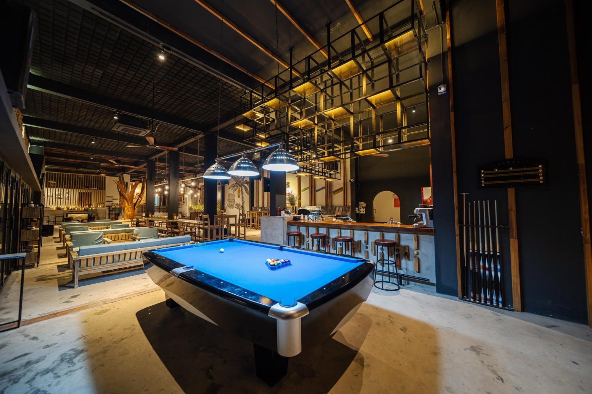 9 Station Hostel&Bar Phú Quốc Exterior foto