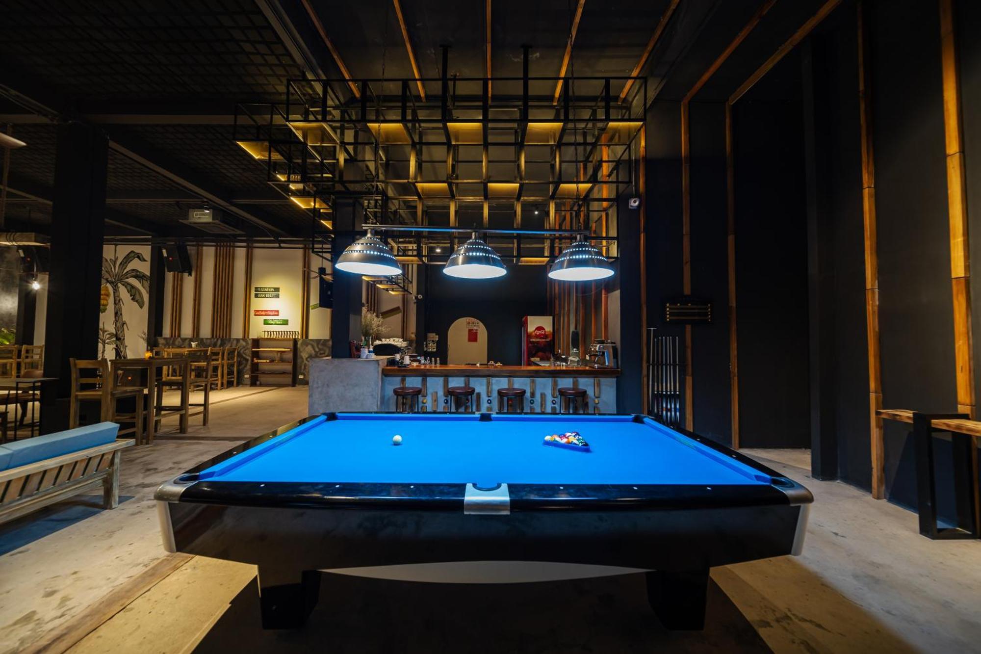 9 Station Hostel&Bar Phú Quốc Exterior foto